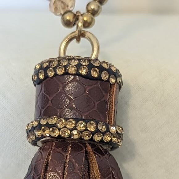 1948 Long Leather Tassel Necklace with Leather, Crystal, and Wood Beads. - Picture 4 of 11